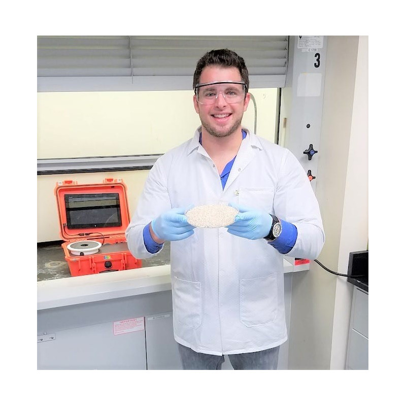 StellarCASE-NIR realiza medições no laboratório ou no campo