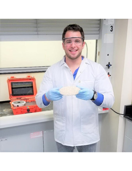 StellarCASE-NIR realiza medidas en laboratorio o campo