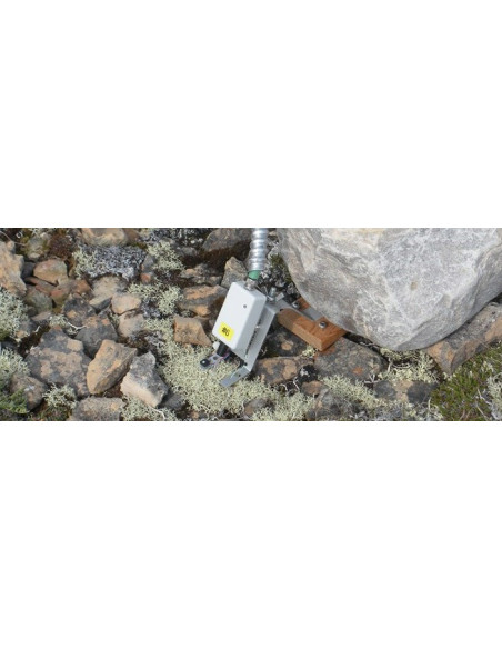 Prototipo MICRO-PAM instalado cerca de las instalaciones de investigación de la Base Scott, Ross Island, Antártida.