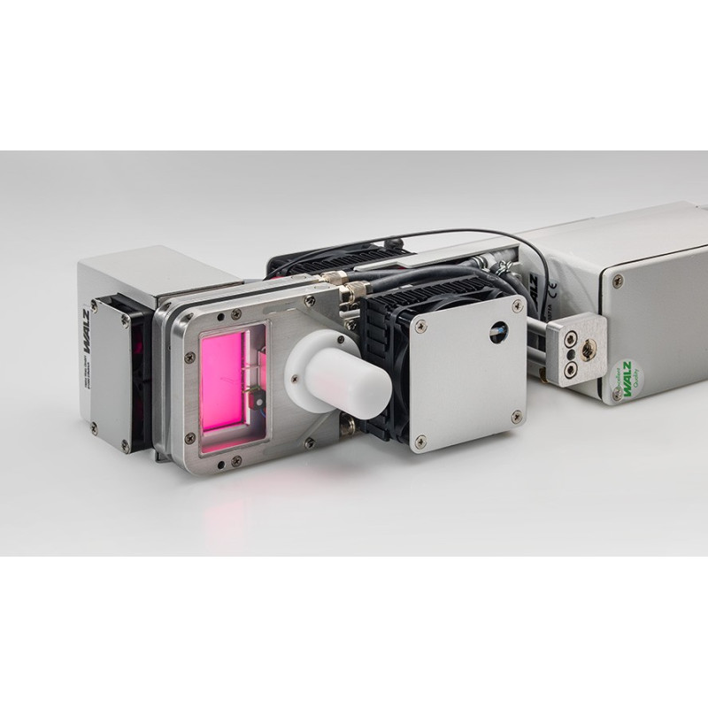 LED-Array/PAM-Fluorometer 3056-FL illuminating 8 cm2 leaf area