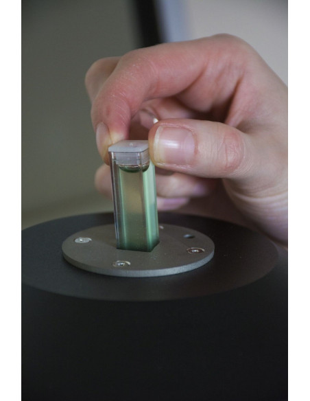 Fluorómetro de doble modulación para medida de clorofila y ﬂuorescencia (FL 6000)