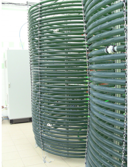 Fotobiorreatores de grande escala (volume de 25 l ou 100 l)