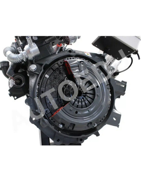 AE36017E motor diésel CR con caja y diferencial