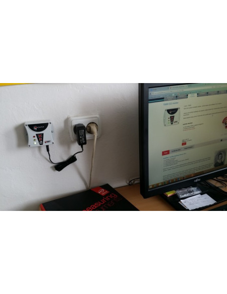 T5000 CO2 Monitor with built-in Carbon Dioxide Sensor